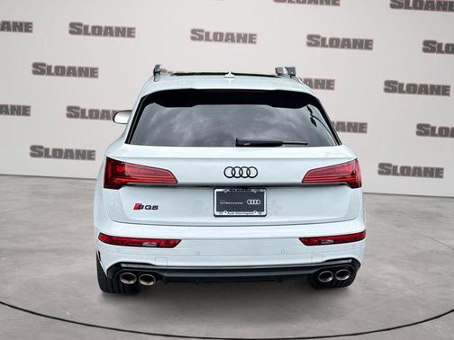 Glacier White Metallic 2024 Audi SQ5 3.0T Premium Plus