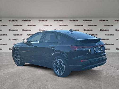 2025 Audi Q4 e-tron 55 quattro Premium