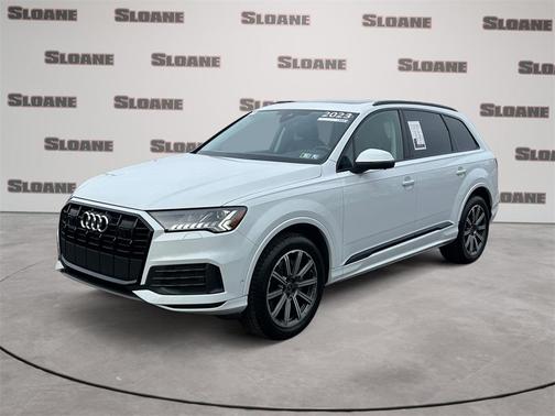 2023 Audi Q7 45 Premium Plus