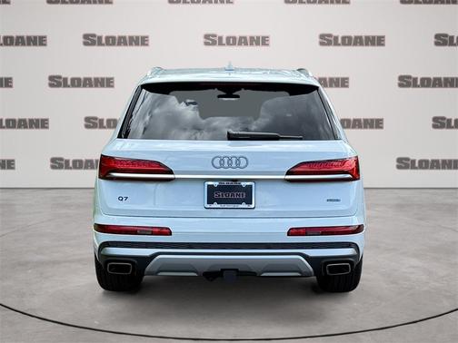 2025 Audi Q7 55 Premium