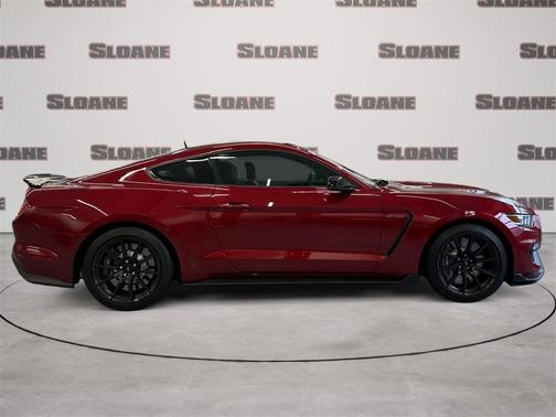 2018 Ford Shelby GT350 Base