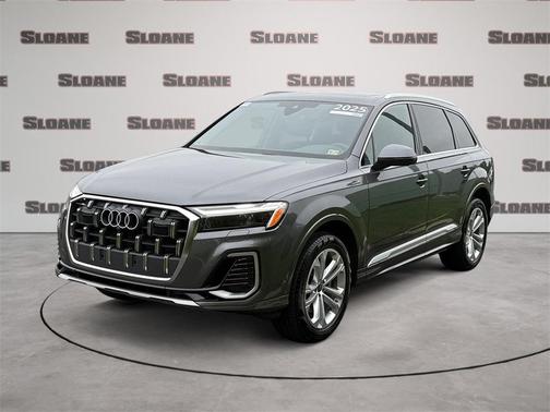 2025 Audi Q7 55 Premium Plus