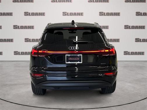 2025 Audi Q6 e-tron Premium