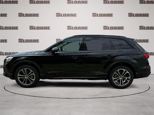2025 Audi Q7 45 Premium