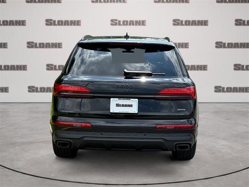 2025 Audi Q7 45 Premium