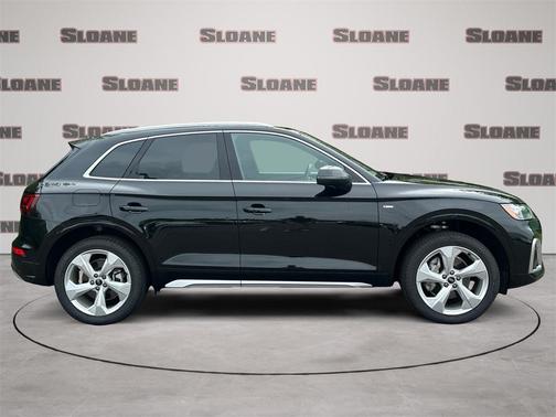 2025 Audi Q5 45 S line quattro Premium