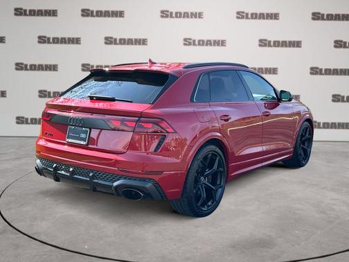 Chili Red Metallic 2025 Audi RS Q8 4.0T quattro