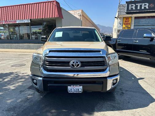 2017 Toyota Tundra SR5