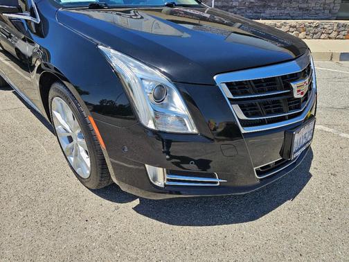 Black 2017 Cadillac XTS Luxury