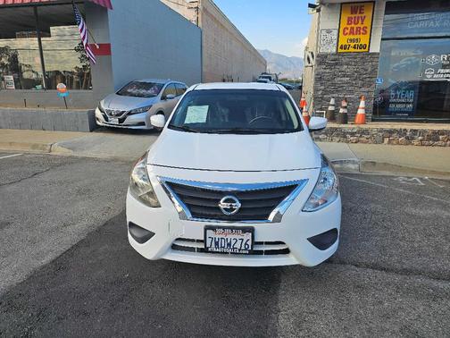 2016 Nissan Versa 1.6 SV
