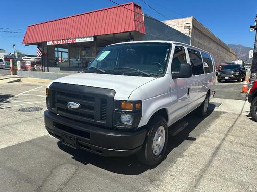 2014 Ford E350 Super Duty XL