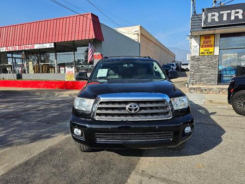 2013 Toyota Sequoia SR5
