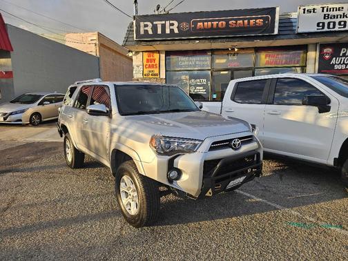 2021 Toyota 4Runner SR5