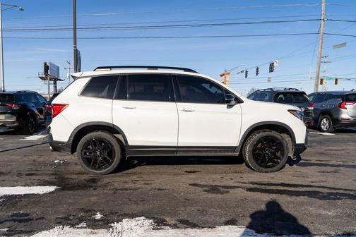 2022 Honda Passport AWD Elite