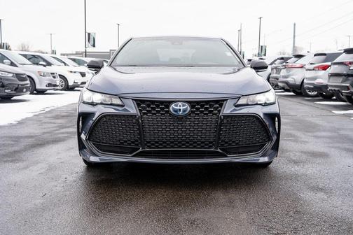 2019 Toyota Avalon Hybrid XSE
