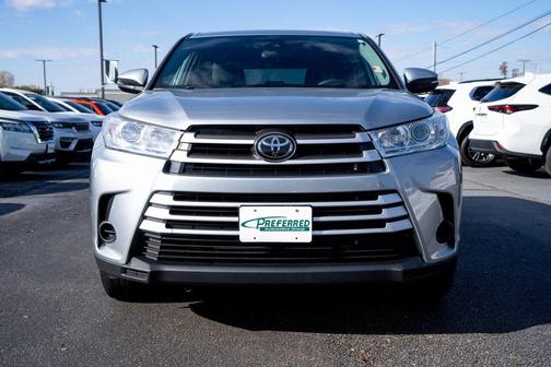 2019 Toyota Highlander LE