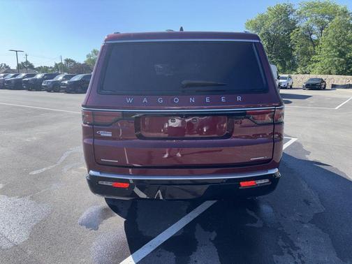 Velvet Red Pearlcoat 2022 Jeep Wagoneer Series II 4x4