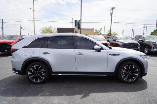 2024 Mazda CX-90 PHEV Premium