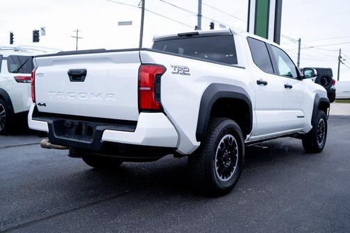 2025 Toyota Tacoma TRD Off-Road