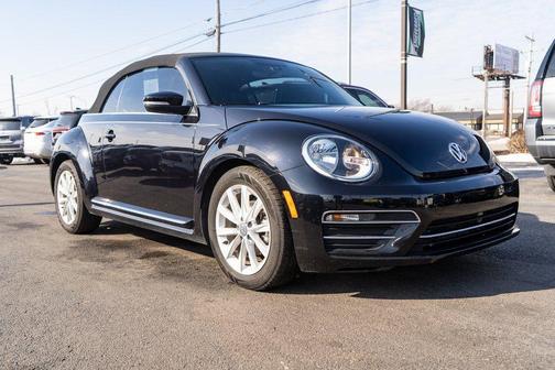 2018 Volkswagen Beetle 2.0T SE
