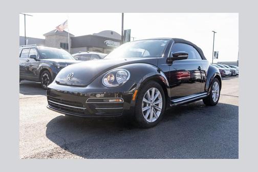 2018 Volkswagen Beetle 2.0T SE