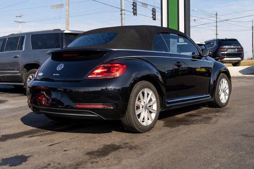 2018 Volkswagen Beetle 2.0T SE