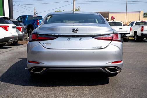 2024 Lexus ES 350 Base