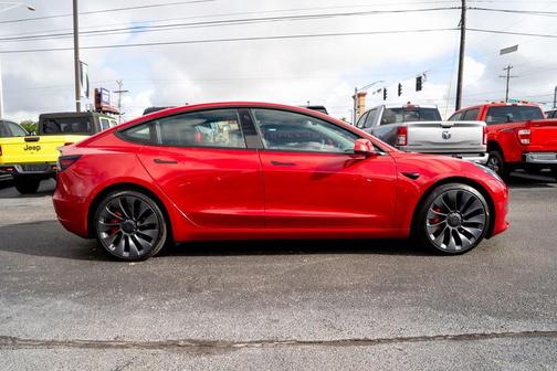 2023 Tesla Model 3 Performance