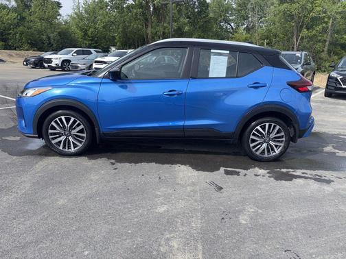 Electric Blue Metallic 2023 Nissan Kicks SV