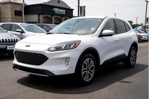 2022 Ford Escape SEL
