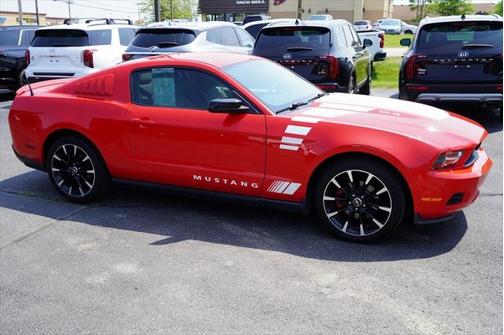 2011 Ford Mustang V6