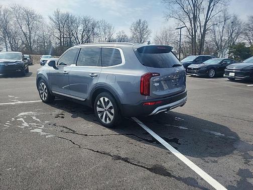 2020 Kia Telluride S