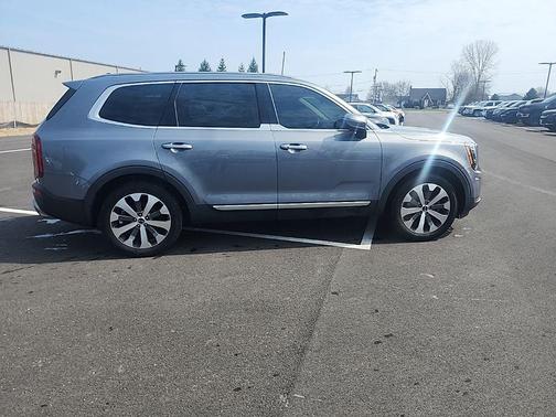 2020 Kia Telluride S