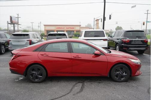 2023 Hyundai ELANTRA HEV Blue
