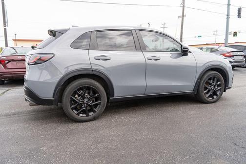 Urban Gray Pearl 2025 Honda HR-V AWD Sport