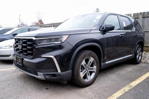 2023 Honda Pilot AWD EX-L 7 Passenger