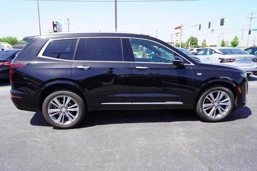 2023 Cadillac XT6 Premium Luxury AWD