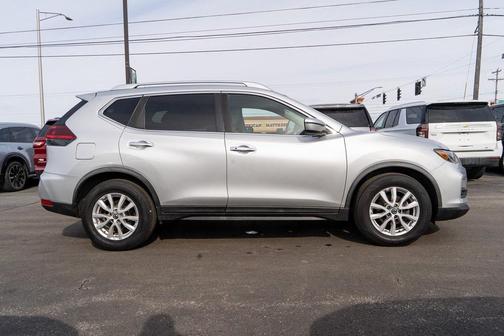 2020 Nissan Rogue SV