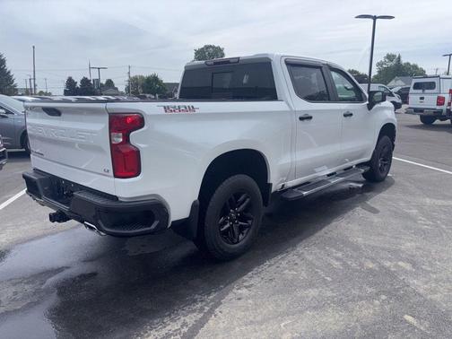 Iridescent Pearl Tricoat 2021 Chevrolet Silverado 1500 LT Trail Boss