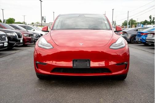 2022 Tesla Model Y Long Range Dual Motor All-Wheel Drive