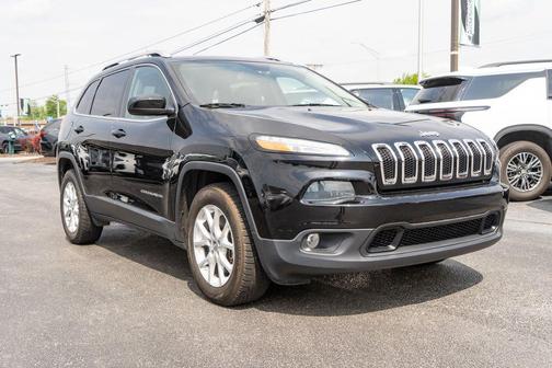 Diamond Black Crystal Pearlcoat 2018 Jeep Cherokee Latitude Plus