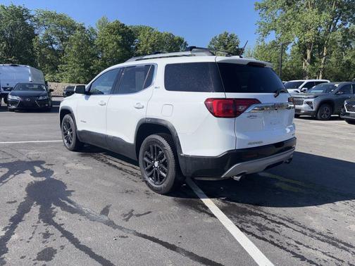 Summit White 2019 GMC Acadia SLT-1
