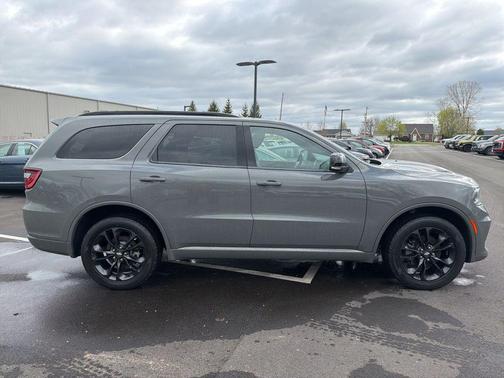 DB Black Clearcoat 2022 Dodge Durango GT Plus
