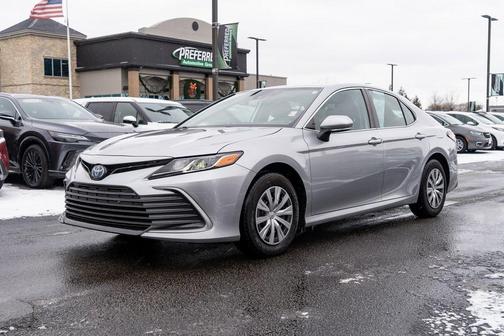 2022 Toyota Camry LE