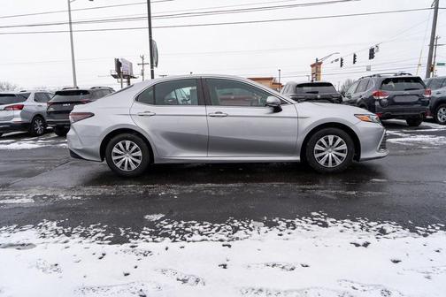 2022 Toyota Camry LE