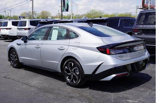 2024 Hyundai SONATA SEL