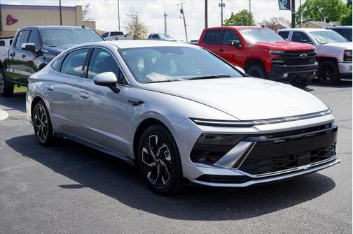 2024 Hyundai SONATA SEL