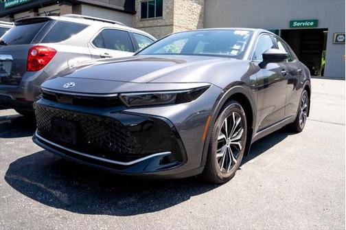 2023 Toyota Crown XLE