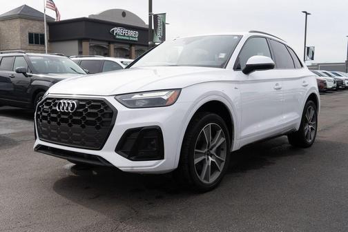 2025 Audi Q5 45 S line Premium