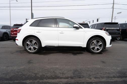 2025 Audi Q5 45 S line Premium